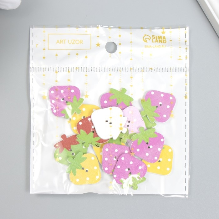 Пуговицы дерево для творчества 2 прокола Пуговицы дерево для творчества 2 прокола "Клубника" набор 15 шт МИКС 2,5х2,2 см