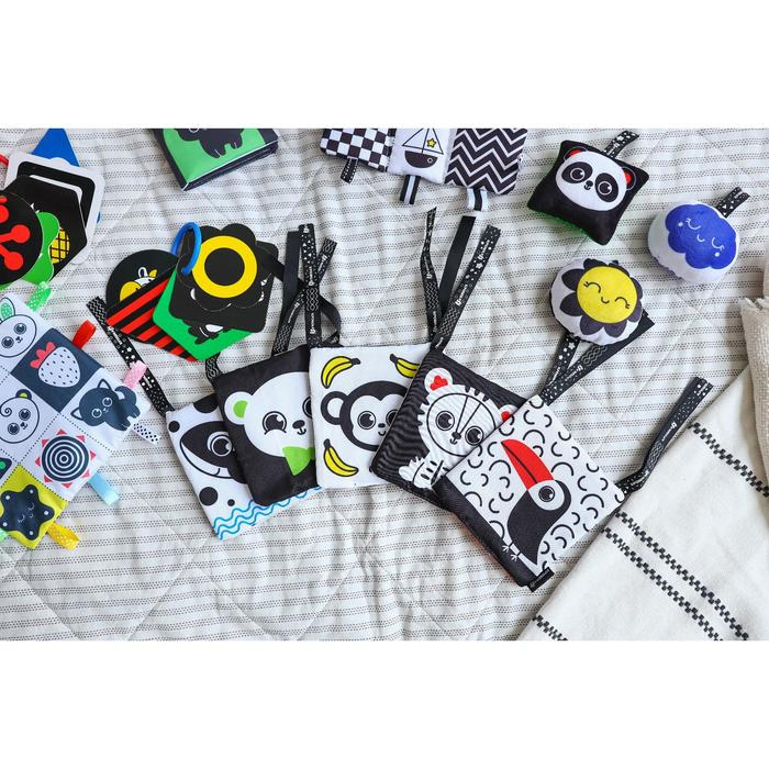 Книжка-бортик развивающая по методике Г. Домана «Я изучаю цвета» Книжка-бортик развивающая по методике Г. Домана «Я изучаю цвета»