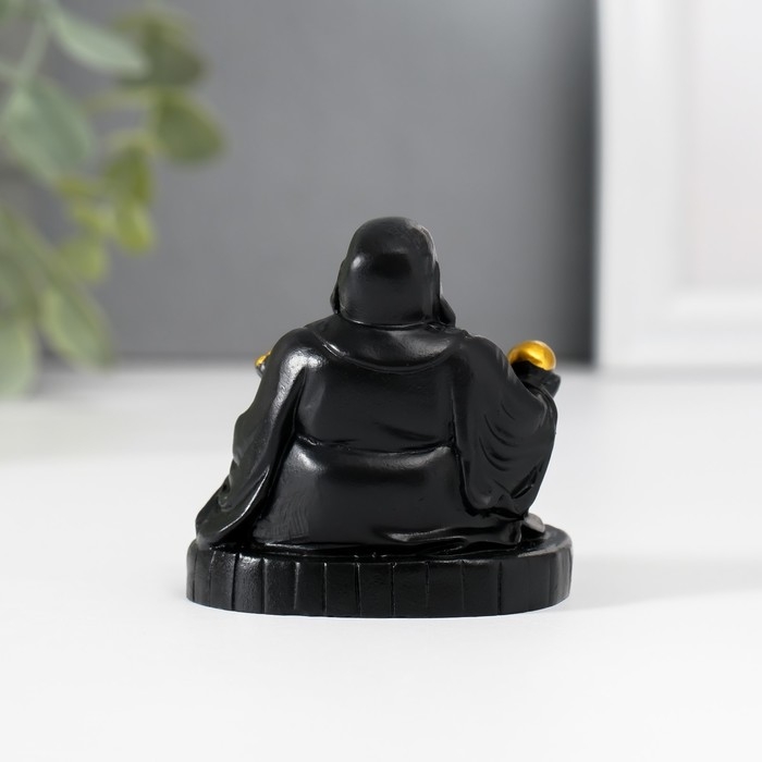Нэцкэ полистоун  Нэцкэ полистоун "Хотей с золотым жезлом Жуи" чёрный 4х5х5,5 см
