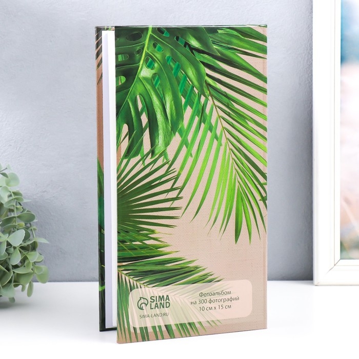 Фотоальбом на 300 фото 10х15 см "Тропические листья" крафт 33,5х17,5х5 см