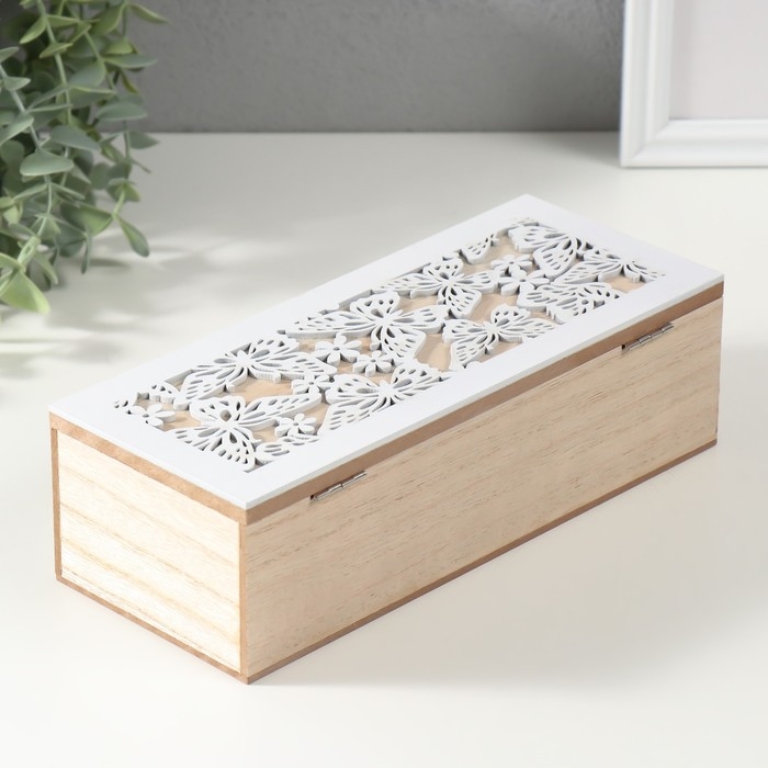 Шкатулка дерево 3 деления  Шкатулка дерево 3 деления "Бабочки и цветы" 9,7х24х7 см