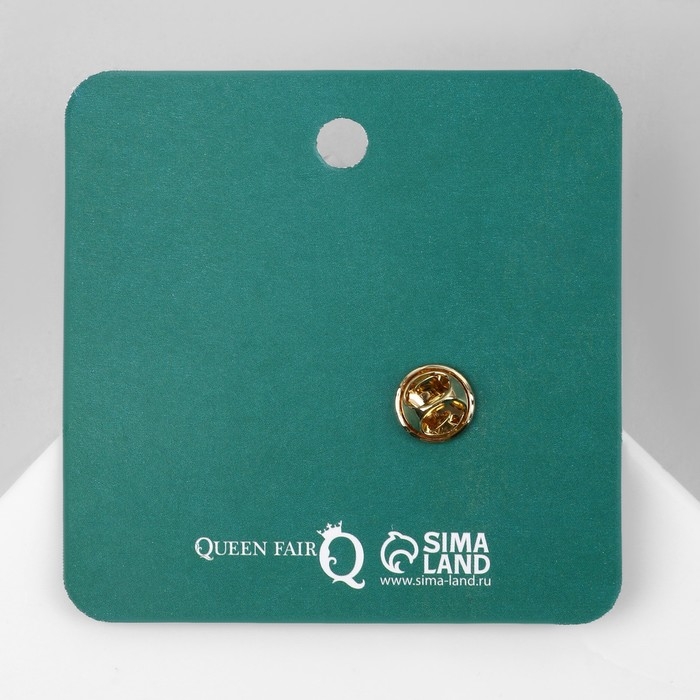 Значок «Графичные животные» панда, цвет чёрно-белый в золоте Значок «Графичные животные» панда, цвет чёрно-белый в золоте