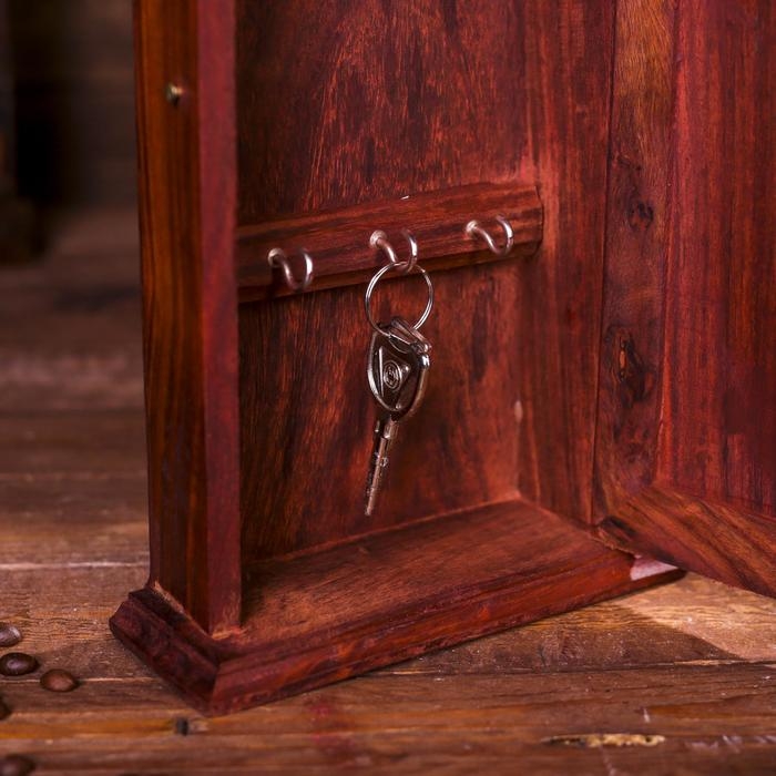Ключница дерево Ключница дерево "Ключ" 28х16х6 см