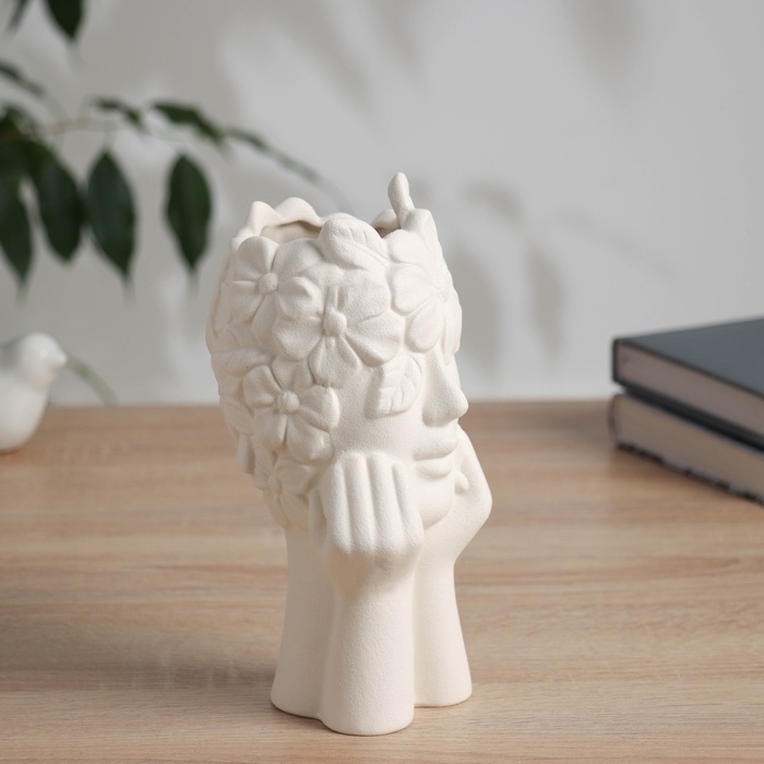 Ваза керамика настольная Ваза керамика настольная "Сладкие грёзы" 19х8 см, белый