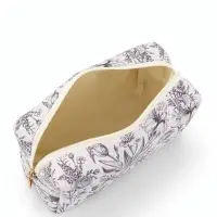 Косметичка женская, на молнии, 17.5&times;6.5&times;10 см, белая