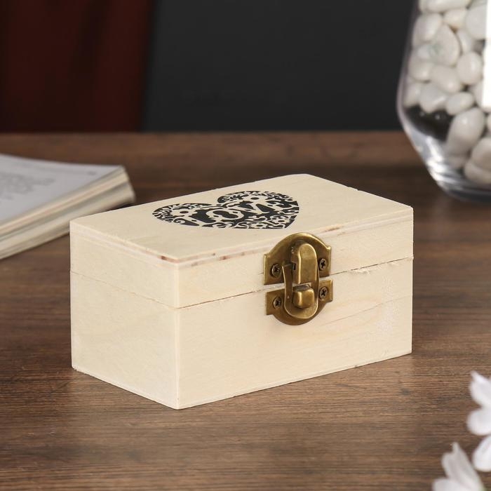 Шкатулка дерево для росписи LOVE 6х10х4,7 см Шкатулка дерево для росписи LOVE 6х10х4,7 см