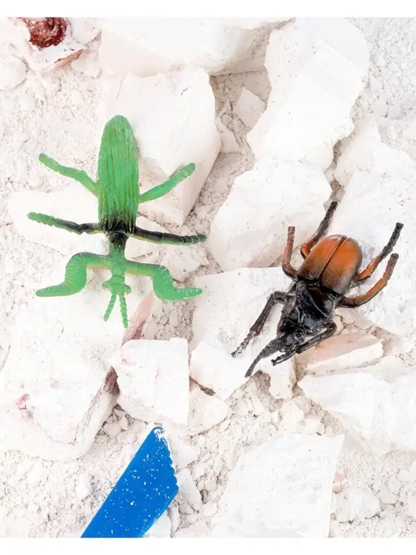 Набор для раскопок "Мир насекомых", 2 фигурки RSKP13