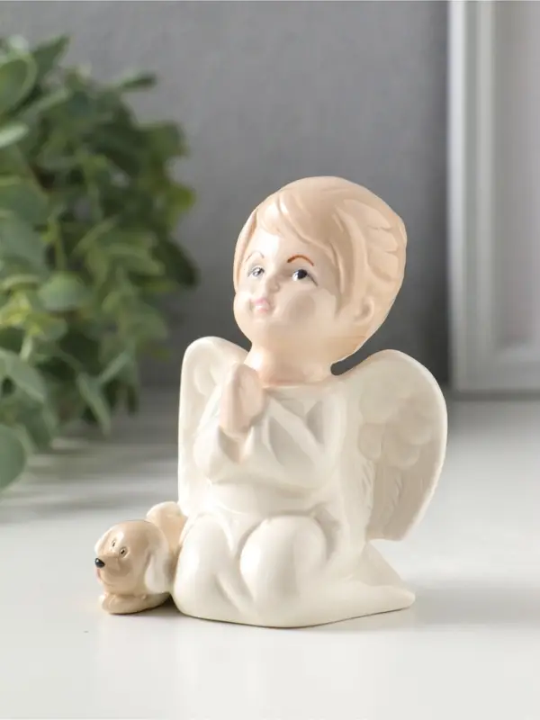 Фигурка керамика &laquo;Девочка-ангел с щенком молится&raquo;, 7.8&times;5.5&times;9 см