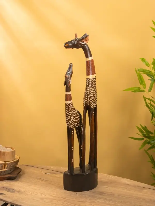 Сувенир "Жирафы" дерево 18х10х80 см