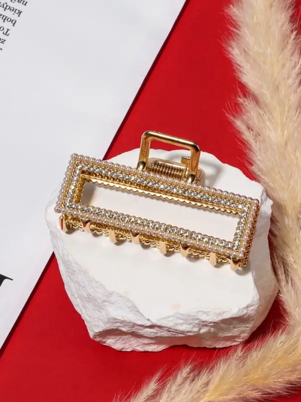 Крабик для волос &laquo;Эмили&raquo;, прямой, 7 см, золотистый