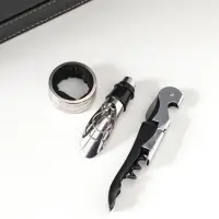 Шкатулка подарочная под 2 бутылки &laquo;Гладкая кожа&raquo; и набор 3 предмета, чёрная, 35&times;26.5&times;12 см