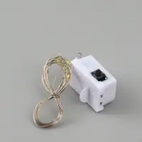 Коробка подарочная пластиковая с тишью и гирляндой Present, 20&times;18&times;5 см