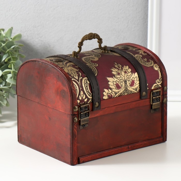 Шкатулка сундук дерево "Китайские огурцы на красном" 20х15х15,5 см