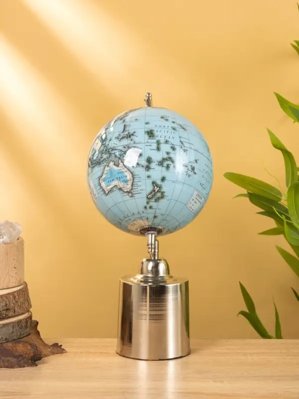 Глобус сувенирный 18х15х33 см, подставка металл