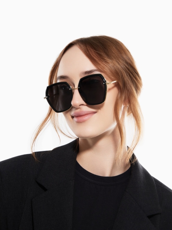 Очки солнцезащитные uv 400, дужка 13 см, ширина 12.6 см, линза 5.6×5.5 см