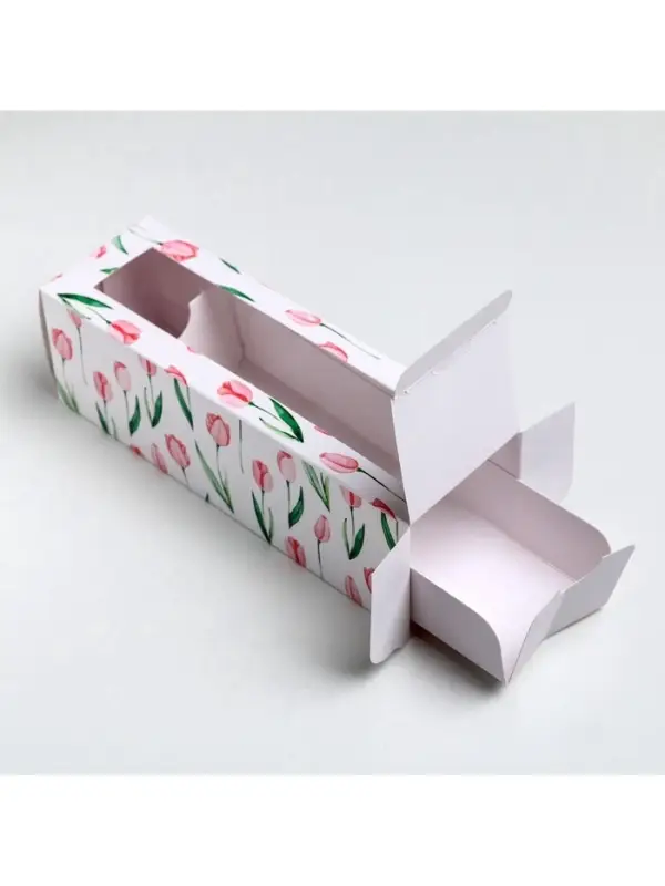 Коробка для макарун, кондитерская упаковка &laquo;8 марта&raquo;, 5.5&times;18&times;5.5 см