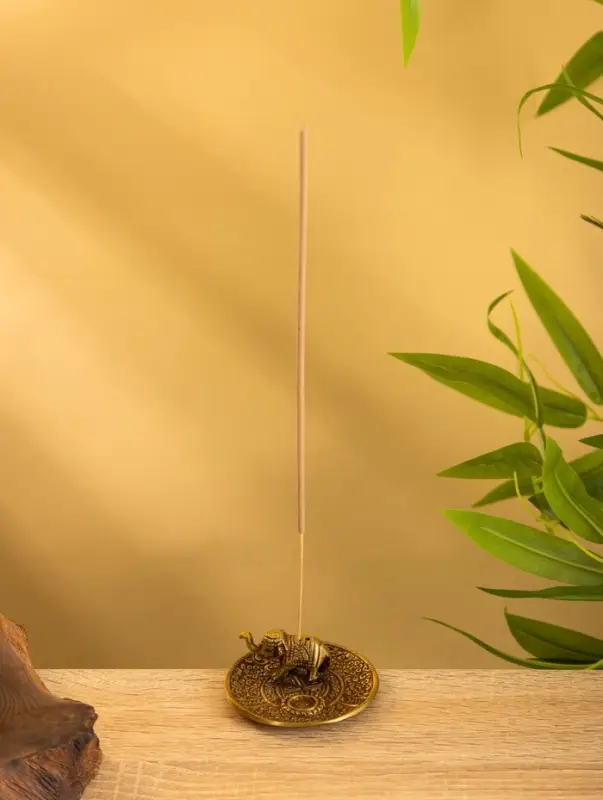 Подставка под благовония  Подставка под благовония "Слоник на тарелке" латунь 7 см