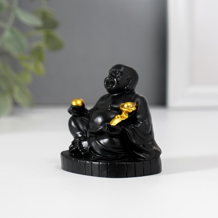 Нэцкэ полистоун  Нэцкэ полистоун "Хотей с золотым жезлом Жуи" чёрный 4х5х5,5 см