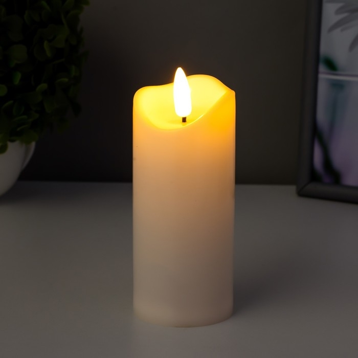 Светодиодная свеча, ночник LED RISALUX «Классик» с эффектом живого пламени, от батареек 3×AG13, 5×5×12 см Светодиодная свеча, ночник LED RISALUX «Классик» с эффектом живого пламени, от батареек 3×AG13, 5×5×12 см