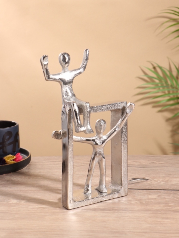 Сувенир «Победитель», 13.5×8×24 см, алюминий Сувенир «Победитель», 13.5×8×24 см, алюминий