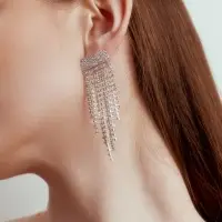 Серьги висячие со стразами &laquo;Вечное сияние&raquo;, сердечки, белые в серебре