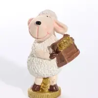 Фигурка полистоун &laquo;Овечка Бяша с сундуком монет&raquo;, 4&times;3.5&times;7 см, МИКС