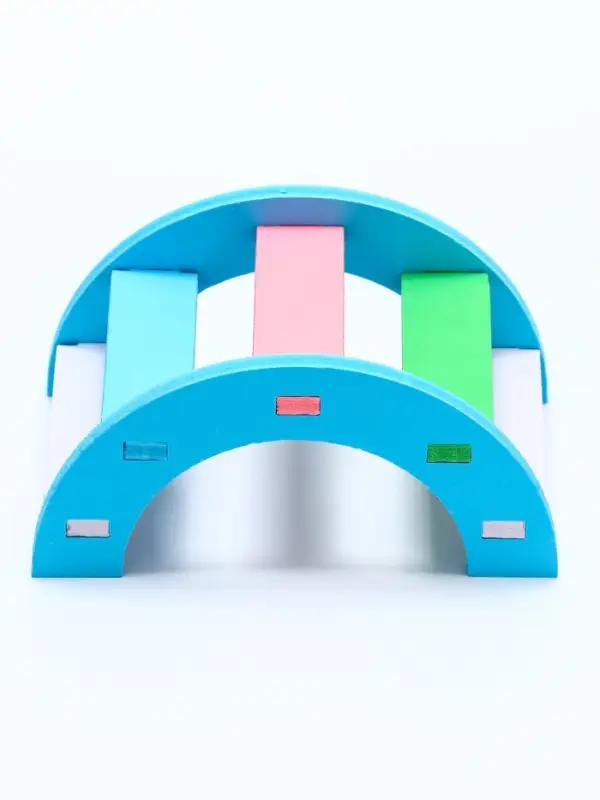 Лесенка для грызунов с цветными ступеньками, синий Лесенка для грызунов с цветными ступеньками, синий