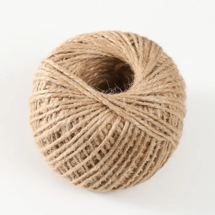 Сувенир катушка для ниток чугун  Сувенир катушка для ниток чугун "Петушок" 10х10х20 см