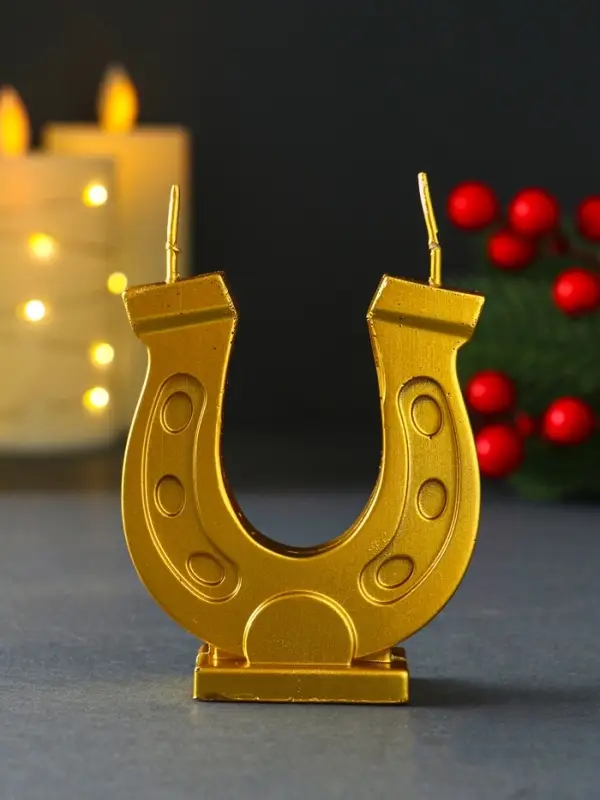 Свеча новогодняя "Подкова" золотой 7х2,5х8,5 см