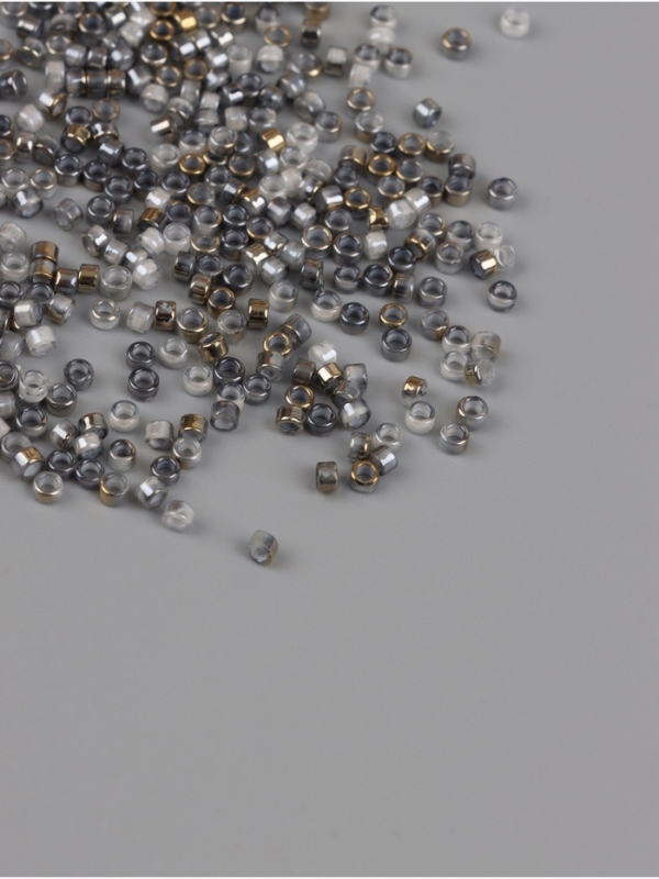 Бисер стекло  9/0  Бисер стекло  9/0 "Цилиндры. Серебро" двухцветный, не выцветает 450 гр