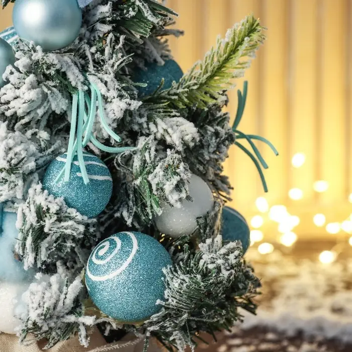 Искусственная ёлка настольная &laquo;Сюрприз в мешочке&raquo; 42&times;20 см, голубой