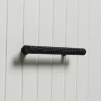 Ручка-скоба CAPPIO PK104, м/о 96 мм, d=12 мм, пластик, цвет черный