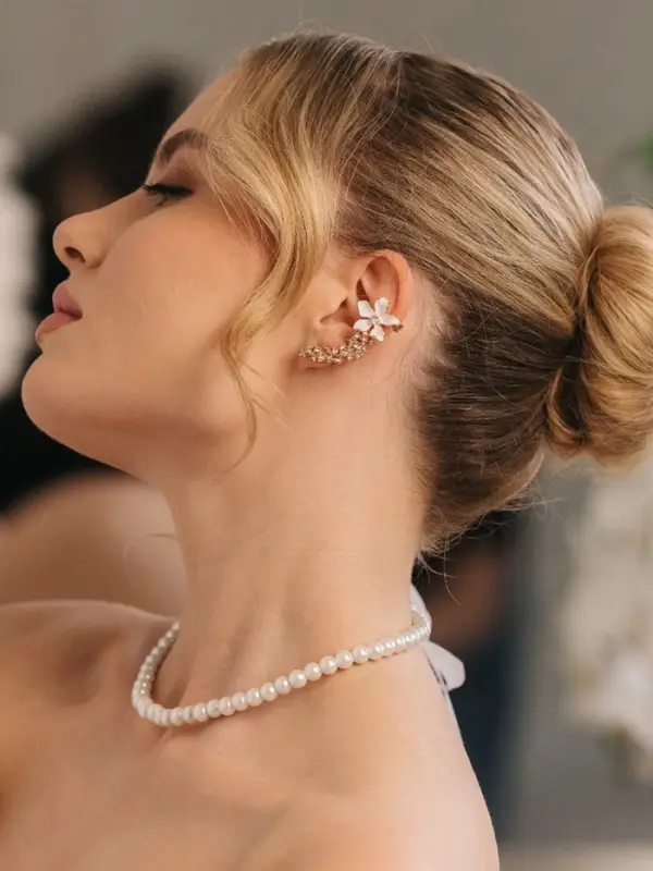 Бусы &laquo;Бантик&raquo;, жемчужины с завязкой, белые, 40 см