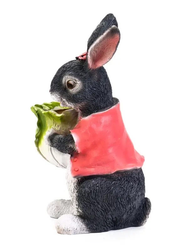 Фигурное кашпо 31 х 18 х 17 см "Зайчик с капустой"