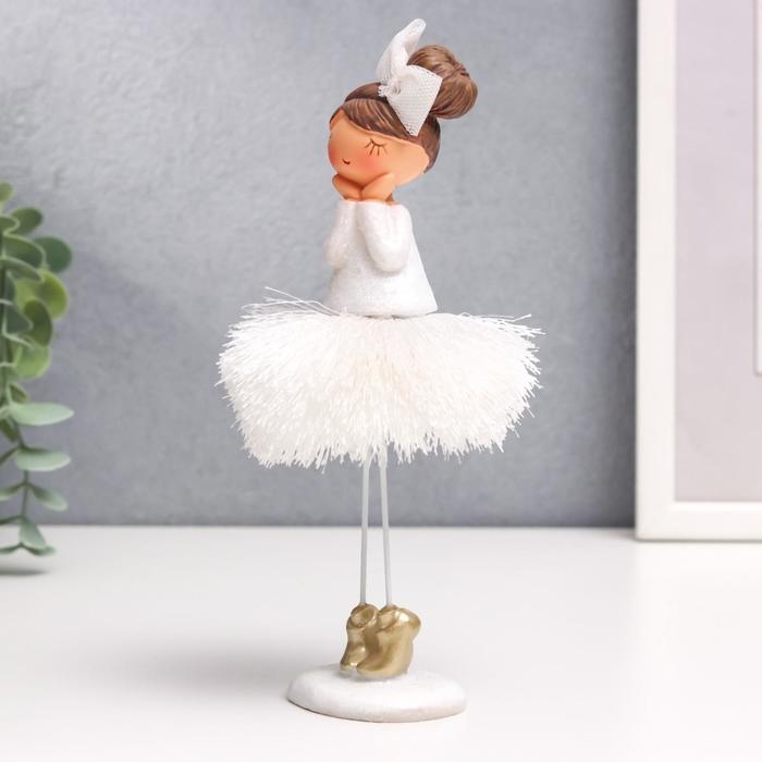 Сувенир полистоун  Сувенир полистоун "Малышка с большим бантом и юбкой-кисточкой" 17,6х4,8х5 см