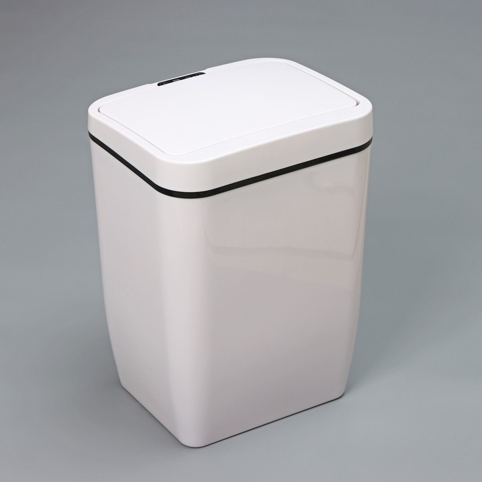 Ведро для мусора сенсорное Доляна, 12 л, цвет белый Ведро для мусора сенсорное Доляна, 12 л, цвет белый