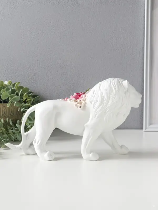 Сувенир полистоун "Белый лев в розовых цветах" 30х8,5х17 см