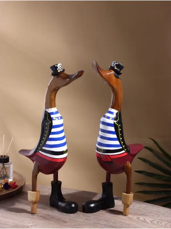 Сувенир &laquo;Утка - пират&raquo;, 50 см, дерево