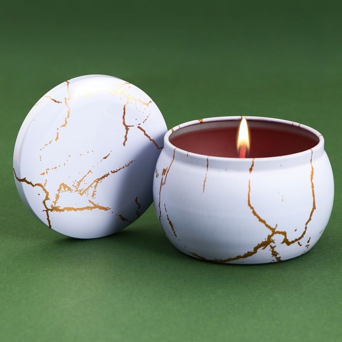 Новогодняя ароматическая свеча в банке «Новый год: Shine bright», аромат бабл гам, 6 х 6 х 4 см. Новогодняя ароматическая свеча в банке «Новый год: Shine bright», аромат бабл гам, 6 х 6 х 4 см.