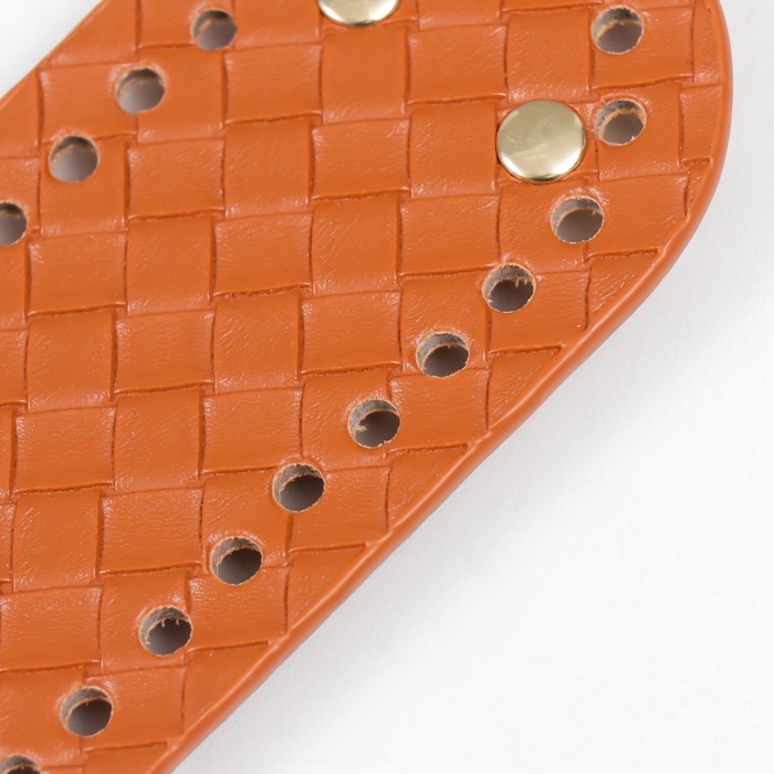 Основа для вязаных изделий кожзам Основа для вязаных изделий кожзам "Вытянутая плетёнка" коричневый 6х18 см