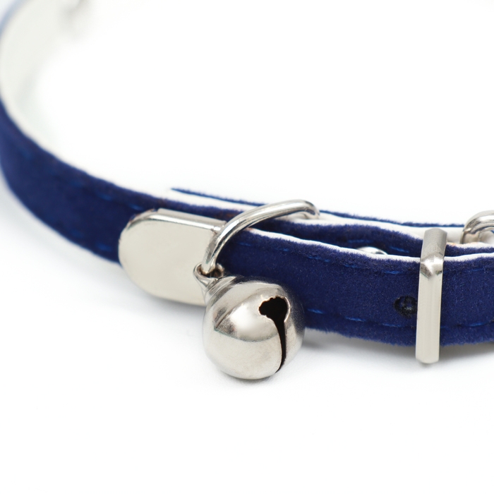 Ошейник бархатистый с сердечками, 32 х 1 см, ОШ 23-29, текстиль и кожзам, синий Ошейник бархатистый с сердечками, 32 х 1 см, ОШ 23-29, текстиль и кожзам, синий