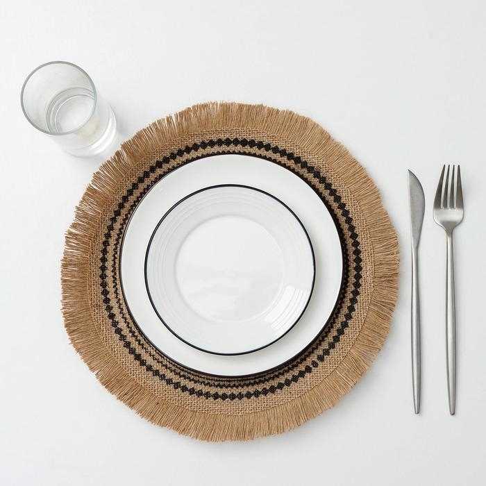 Салфетка сервировочная на стол Доляна «Африка», d=30 см, цвет чёрный Салфетка сервировочная на стол Доляна «Африка», d=30 см, цвет чёрный