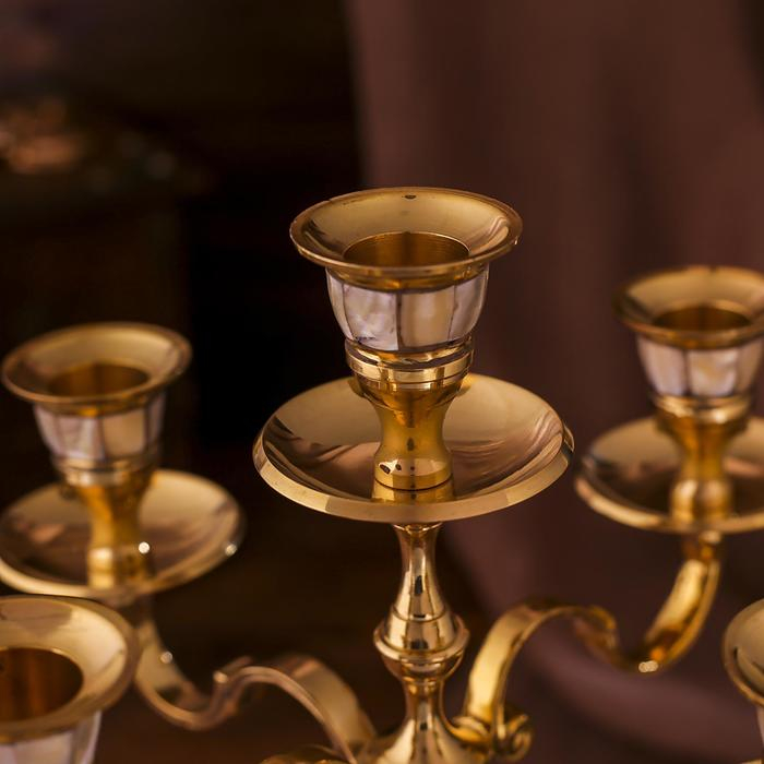 Подсвечник латунь на 5 свечей Подсвечник латунь на 5 свечей "Идеал" с перламутром 23х23х32,5 см