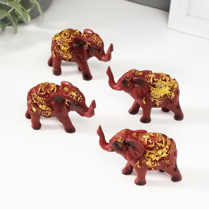 Сувенир полистоун Сувенир полистоун "Слонёнок в золотой попоне с красным камнем" набор 4 шт 7,5x3x5 см