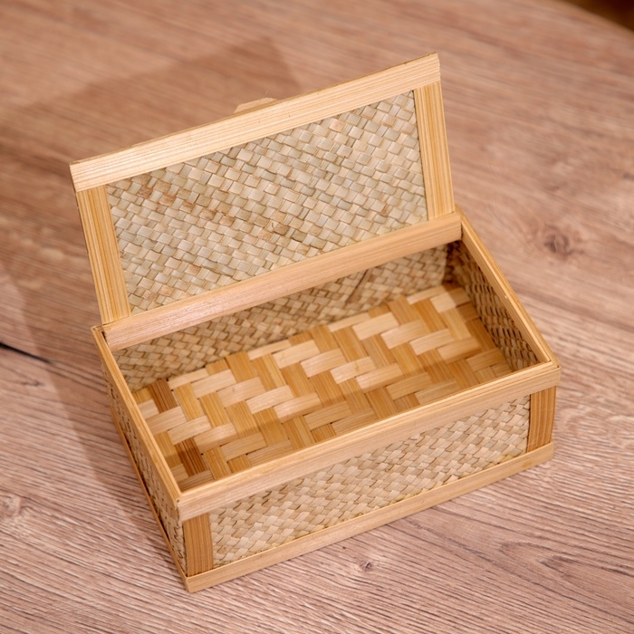 Шкатулка из бамбука 17х10х7 см Шкатулка из бамбука 17х10х7 см