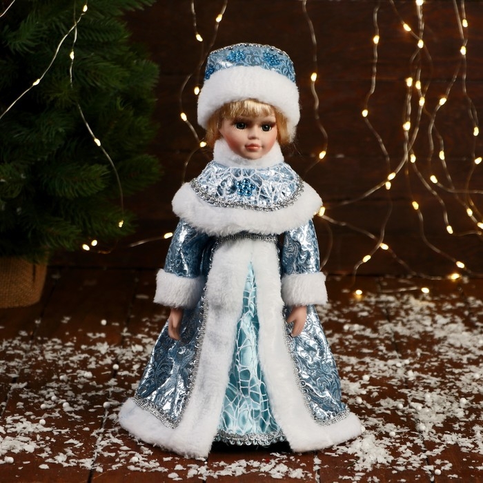 Снегурочка Снегурочка "В шубе с узором-паутинка" 34 см, голубой