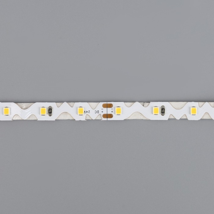 Cветодиодная лента Apeyron Electrics 5 м, IP65, SMD2835, 60 LED/м, 8 Вт/м, 24 В, 4000К