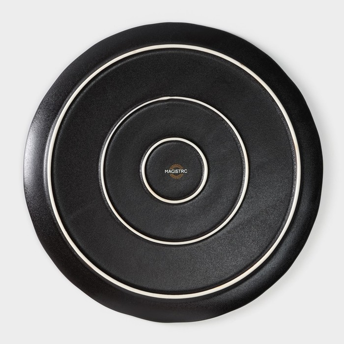 Блюдо фарфоровое для подачи Magistro Pietra lunare, d=27 см, цвет чёрный Блюдо фарфоровое для подачи Magistro Pietra lunare, d=27 см, цвет чёрный