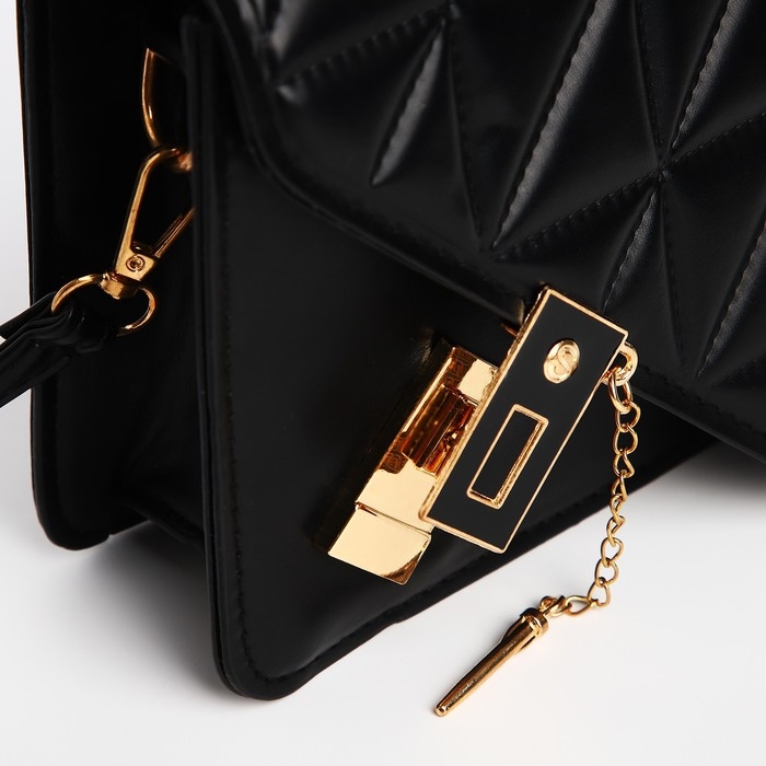 Сумка женская на клапане, отдел на молнии, 22х14 х 7 см, цвет чёрный Сумка женская на клапане, отдел на молнии, 22х14 х 7 см, цвет чёрный