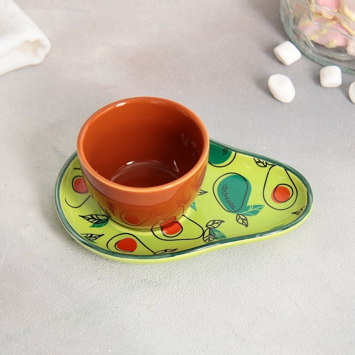 Чайная пара керамическая Persea, кружка 100 мл, блюдце 14х10 см, цвет зелёный-коричневый Чайная пара керамическая Persea, кружка 100 мл, блюдце 14х10 см, цвет зелёный-коричневый